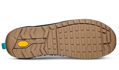 Превью  Велоботинки туристические FIZIK Terra Ergolace Flat GTX Ice Grey/Black